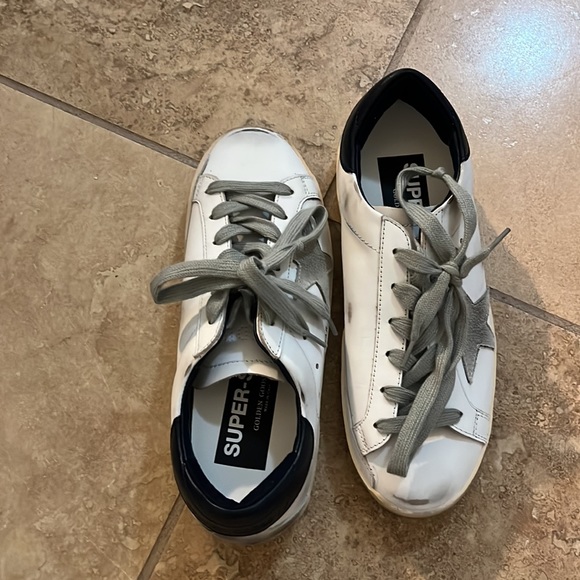 GOLDEN GOOSE SNEAKERS- size 36 white/night blue. Only worn a few times - Picture 6 of 6
